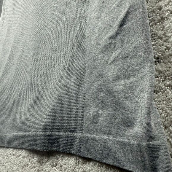 Peloton Seamless Sleeveless Athletic Muscle Tank in Light Gray - US Men’s XL - Picture 4 of 15